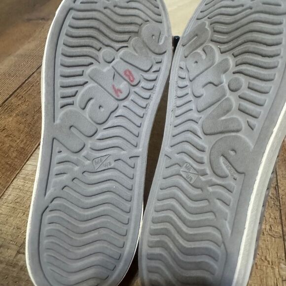 Native Jefferson  Slip-On Light-Weight Pigeon Grey/Shell White M 6 W 8 - Picture 9 of 11